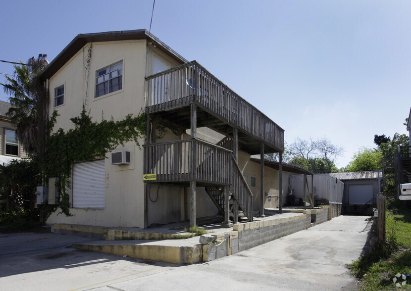 228 N 2nd St, Fernandina Beach, FL à vendre - Photo principale – Image 1 sur 25