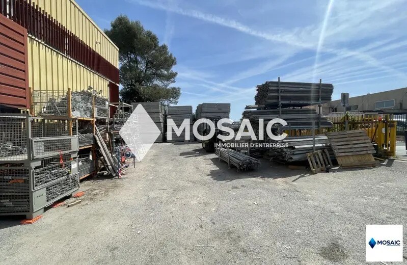 Local d'activités dans Mouans-Sartoux à vendre - Photo de la construction – Image 2 sur 22