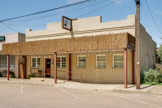 Plus de détails pour 109 N Main St, Henrietta, TX - Spécialisé à vendre
