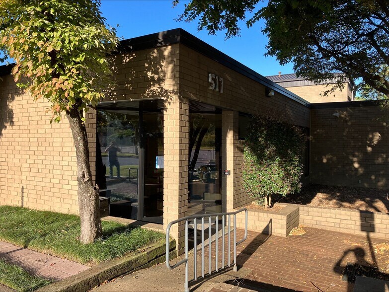 517 Mercury St, Raleigh, NC à louer - Photo de l’immeuble – Image 2 sur 8