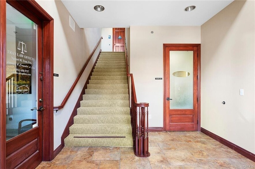 41700 Ivy St, Murrieta, CA à vendre - Hall d’entrée – Image 3 sur 4