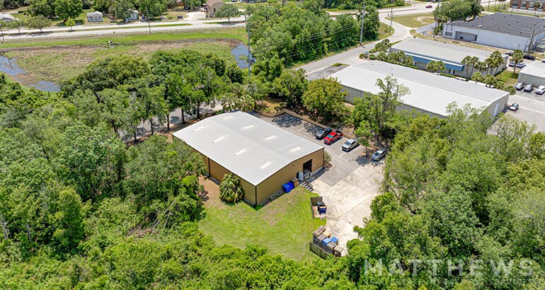 560 Sanford Ave, Altamonte Springs, FL à vendre - Photo de l’immeuble – Image 2 sur 3