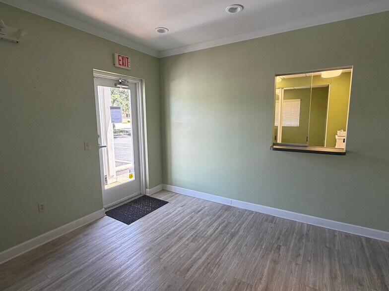 2655 State Road 580, Clearwater, FL à louer - Photo de l’immeuble – Image 3 sur 9