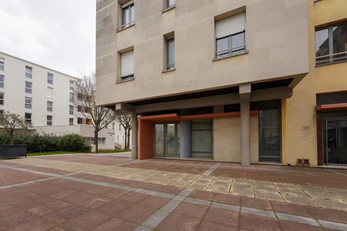 106 Place Maurice Bouchet, Cavaillon à vendre Photo principale– Image 1 sur 13