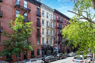 Plus de détails pour 45 E 1st St, New York, NY - Local commercial à louer