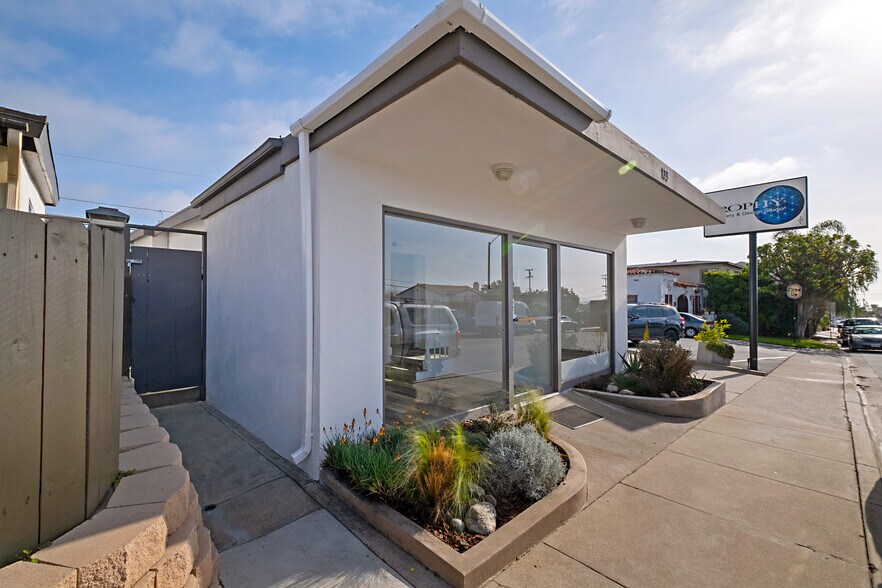 133 Avenida Granada, San Clemente, CA à louer - Photo de l’immeuble – Image 2 sur 16