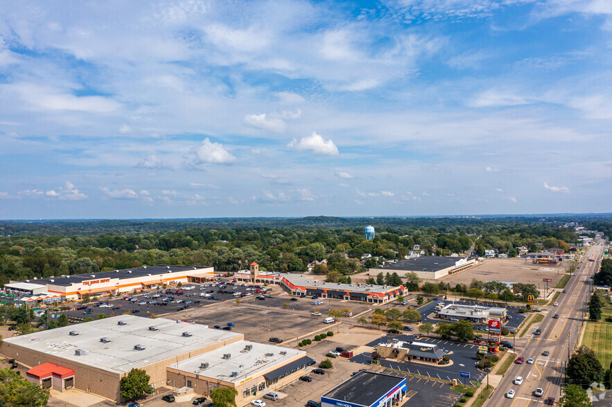 2406 Lincoln Way E, Massillon, OH à louer - Aérien – Image 3 sur 3