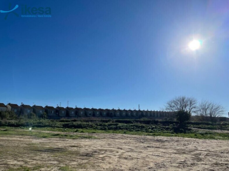 Terrain dans La Palma del Condado, Huelva à vendre - Photo de l’immeuble – Image 1 sur 7