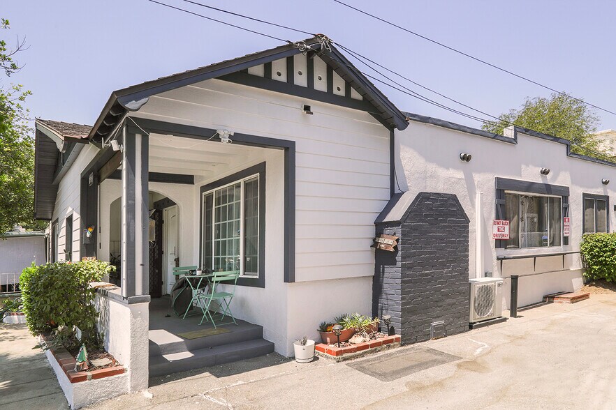 1309 E Wilson Ave, Glendale, CA à vendre - Photo de l’immeuble – Image 2 sur 8