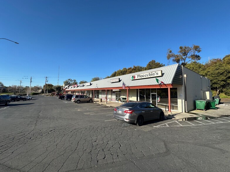 708-824 Mono Way, Sonora, CA à louer - Photo de l’immeuble – Image 3 sur 5