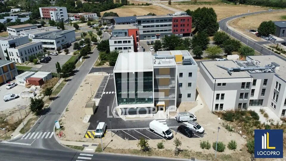 Bureau dans Avignon à vendre - Photo de l’immeuble – Image 1 sur 12