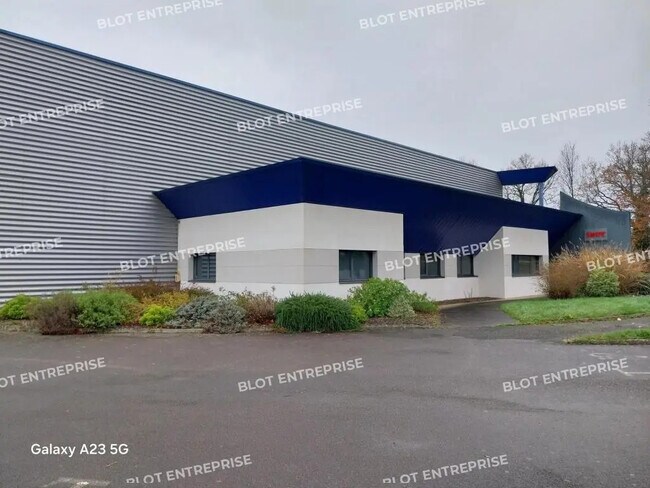 Plus de détails pour 8 Rue Marcel Dassault, Sainte-Luce-sur-Loire - Local d'activités à louer