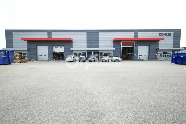 Plus de détails pour Local d'activités à louer