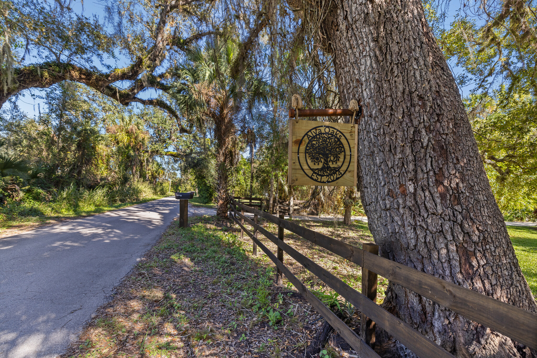 17790 Caloosa Rd, Alva, FL à vendre Photo principale– Image 1 sur 18