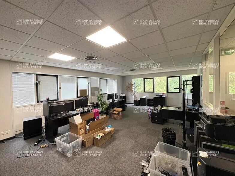1 Rue De Terre Neuve, Les Ulis à vendre - Photo de l’immeuble – Image 1 sur 5