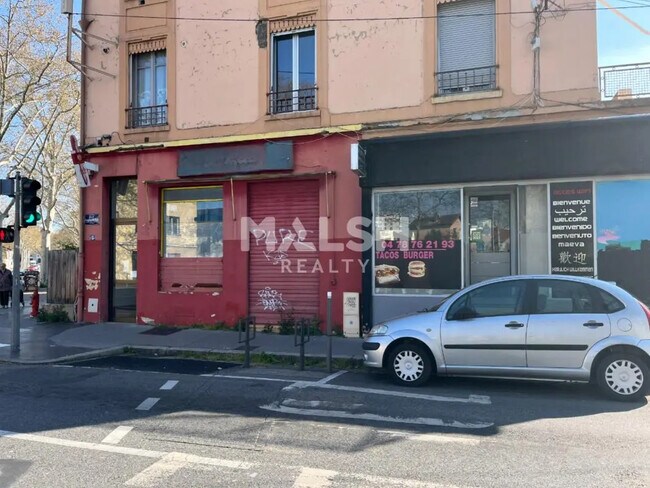 Plus de détails pour Local commercial à vendre