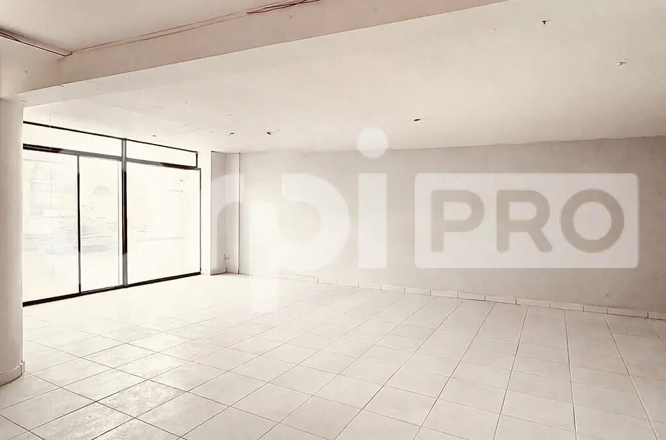 Bureau dans Dax à louer Photo principale– Image 1 sur 5