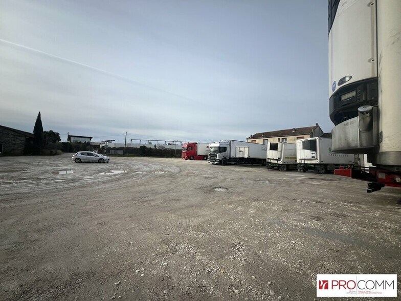 Terrain dans Châteaurenard à vendre - Photo de l’immeuble – Image 2 sur 3
