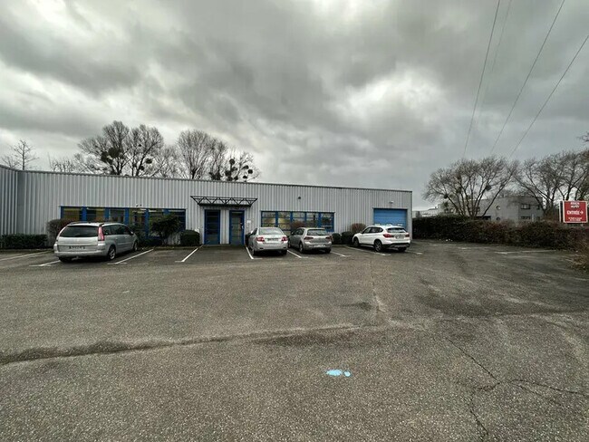 Plus de détails pour Industriel/Logistique à vendre