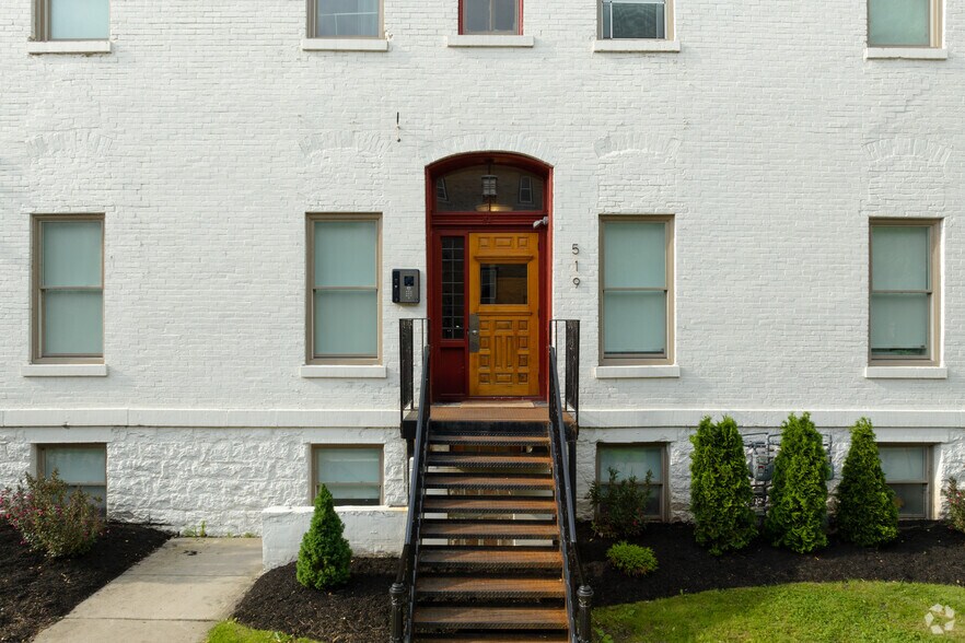 519 Virginia St, Buffalo, NY à vendre - Photo de l’immeuble – Image 3 sur 6