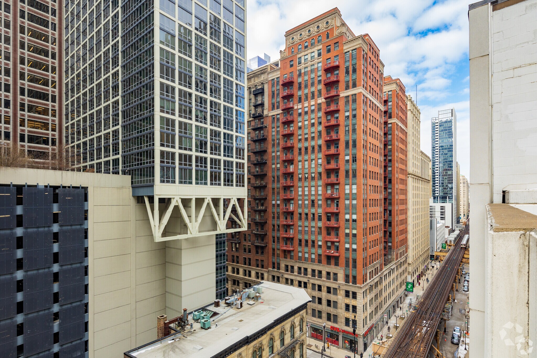 208 W Washington St, Chicago, IL à louer Photo de l’immeuble– Image 1 sur 5