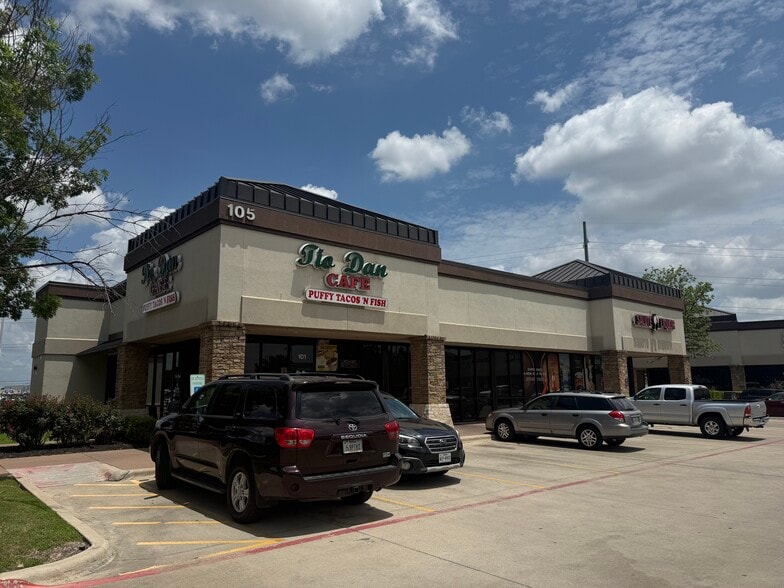 105 E Old Settlers Blvd, Round Rock, TX à louer - Photo de l’immeuble – Image 3 sur 9