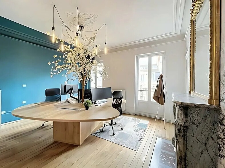 Bureau dans Paris à louer - Photo de l’immeuble – Image 1 sur 3