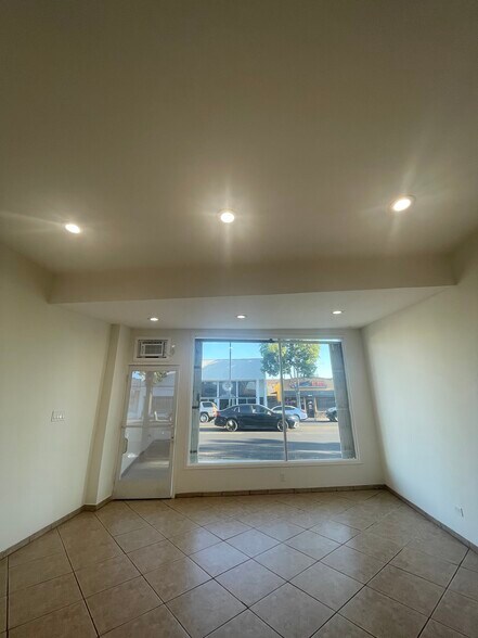 3915 Tweedy Blvd, South Gate, CA à louer - Photo de l’immeuble – Image 2 sur 11