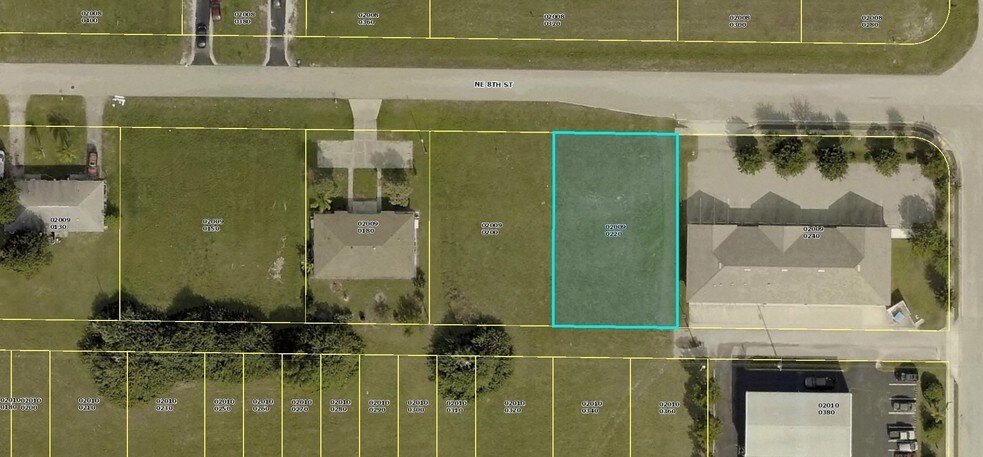 924 NE 8th Pl, Cape Coral, FL à vendre - Aérien – Image 2 sur 10