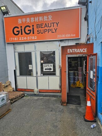 Plus de détails pour 20306 45th Ave, Bayside, NY - Local commercial à louer