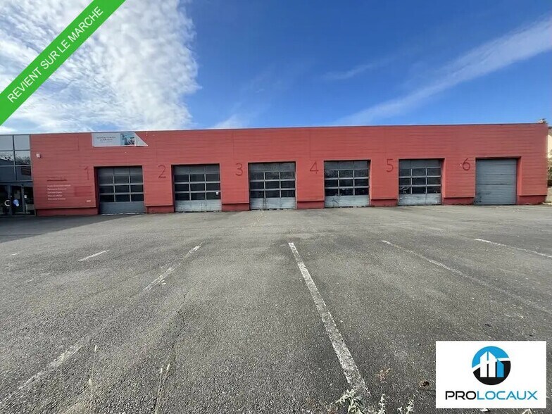 Local commercial dans Crépy-en-Valois à vendre - Photo de l’immeuble – Image 3 sur 11