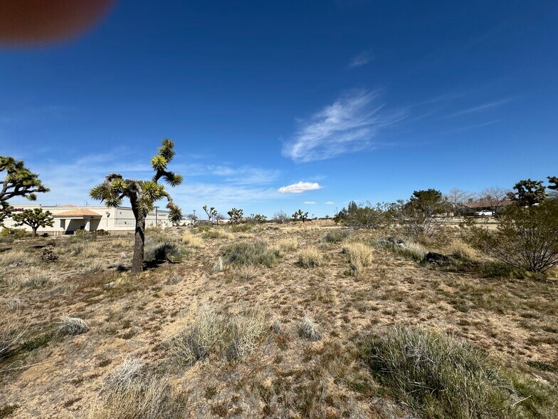 0 Balsa Avenue, Yucca Valley, CA à vendre - Photo de la construction – Image 3 sur 8