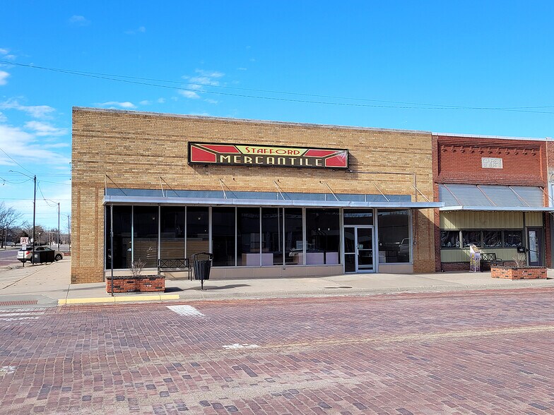 103 Main St, Stafford, KS à vendre - Photo principale – Image 1 sur 14