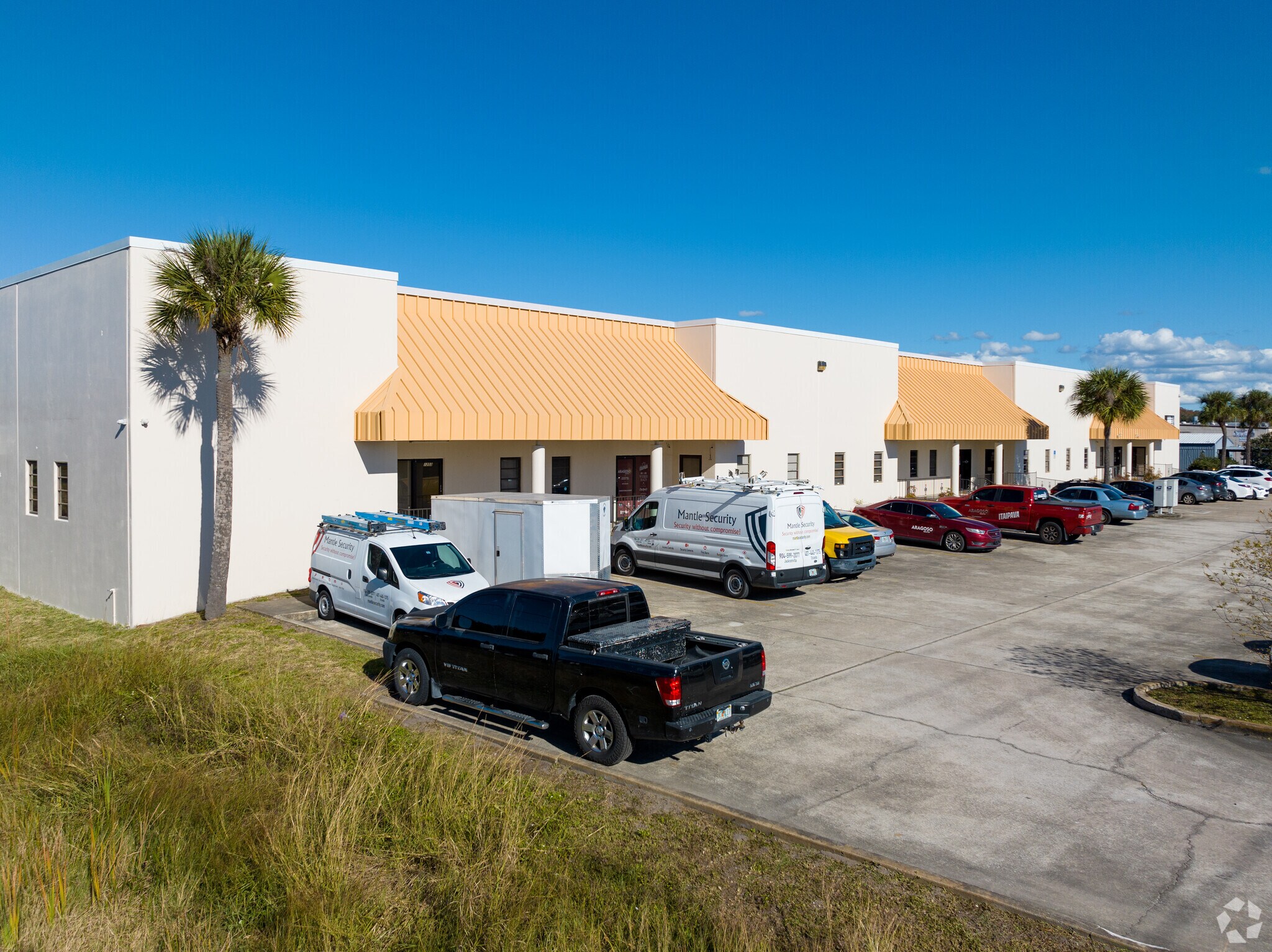 1201-1223 Pine Ave, Orlando, FL à louer Photo principale– Image 1 sur 6