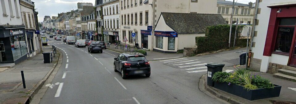 Local commercial dans Concarneau à louer Photo de l’immeuble– Image 1 sur 2