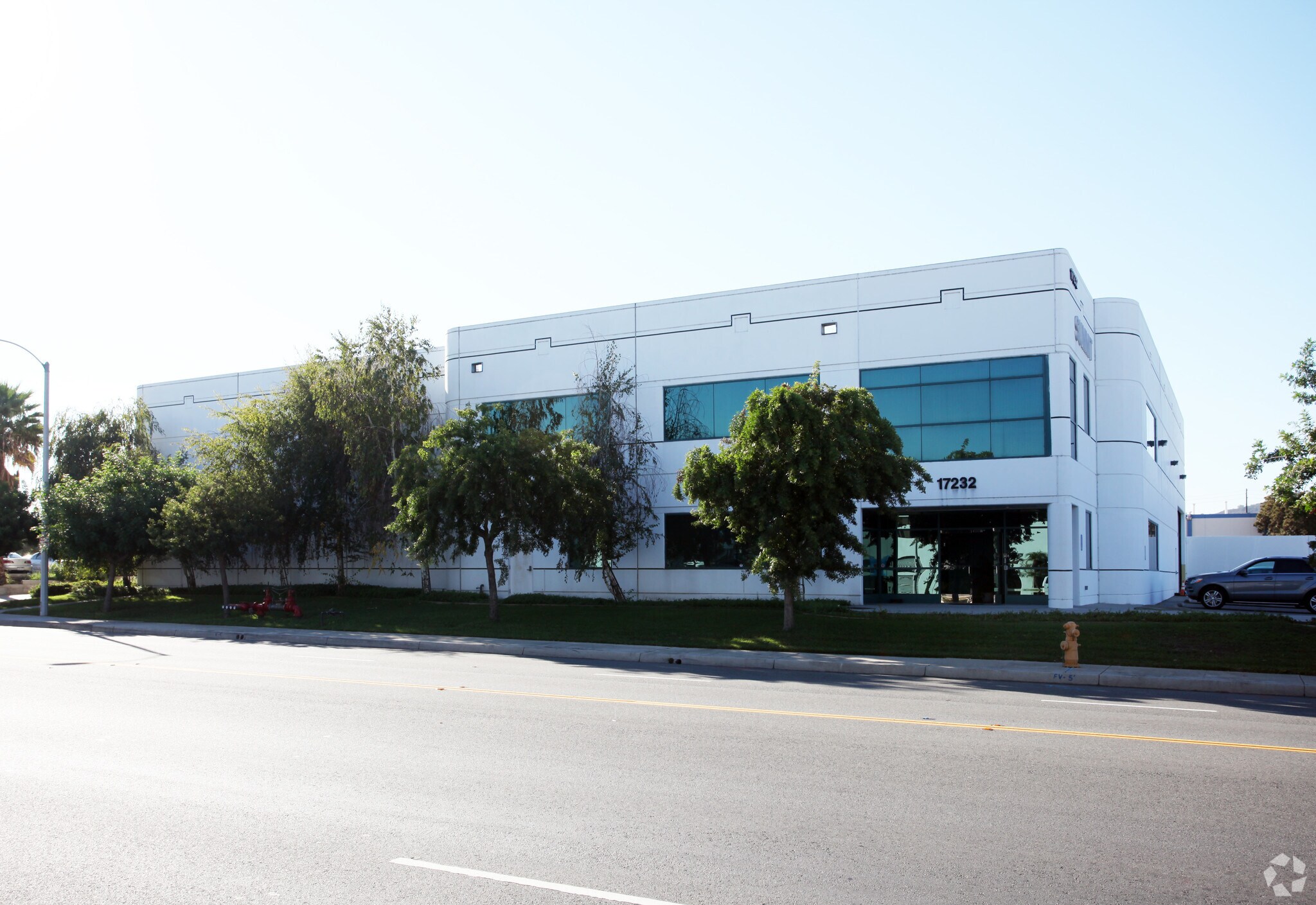 17232 Railroad St, City of Industry, CA à louer Photo de l’immeuble– Image 1 sur 11