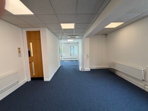 2 Bessborough Rd, Harrow à louer Photo intérieure– Image 2 sur 6