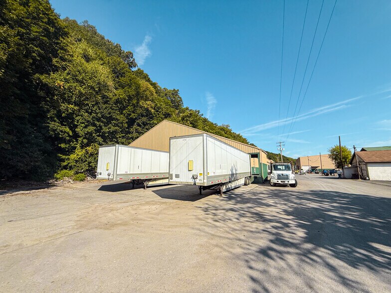 116 N River Ave, Parker, PA à vendre - Photo de l’immeuble – Image 2 sur 8