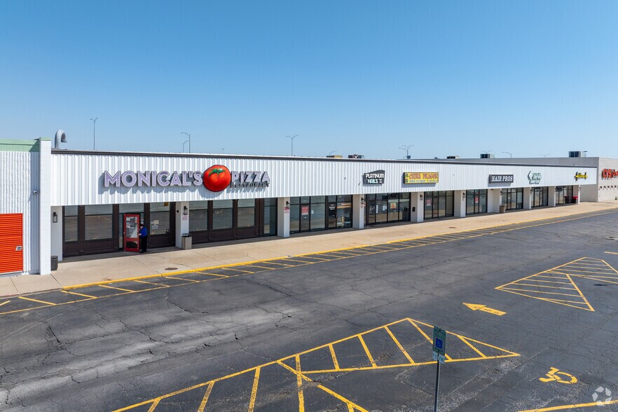 1015-1067 W Jackson St, Morton, IL à louer - Photo de l’immeuble – Image 2 sur 4