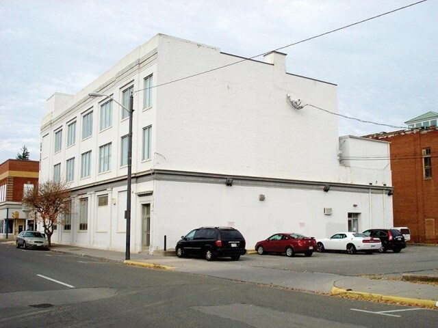 202 N Washington Ave, Pulaski, VA à vendre - Photo de l’immeuble – Image 3 sur 33