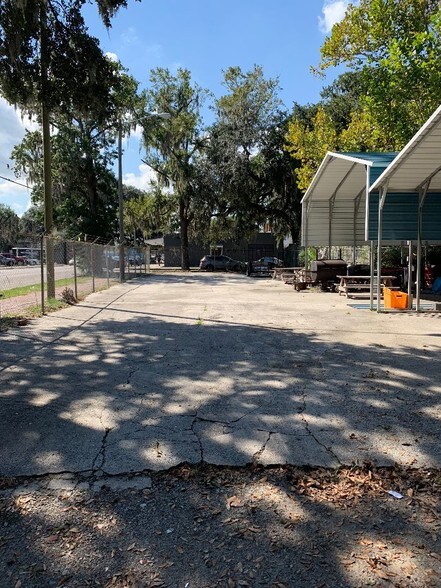 2309 Montgomery St, Savannah, GA à louer - Photo de l’immeuble – Image 3 sur 4
