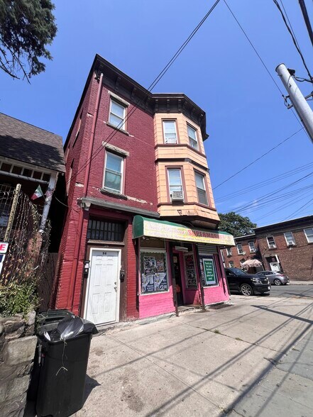 94 William St, Newburgh, NY à vendre - Photo de l’immeuble – Image 3 sur 15