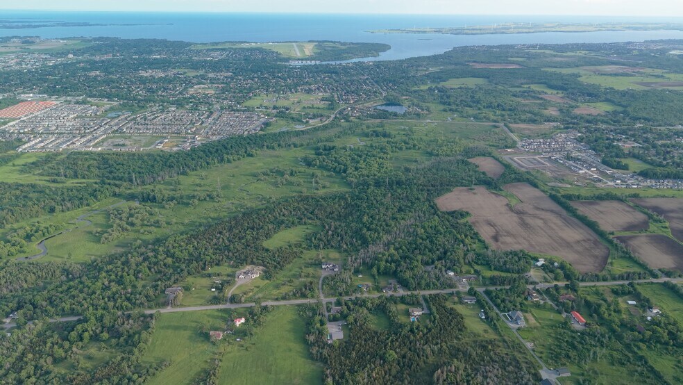 3243 Creekford Rd, Kingston, ON à vendre - Aérien – Image 3 sur 8