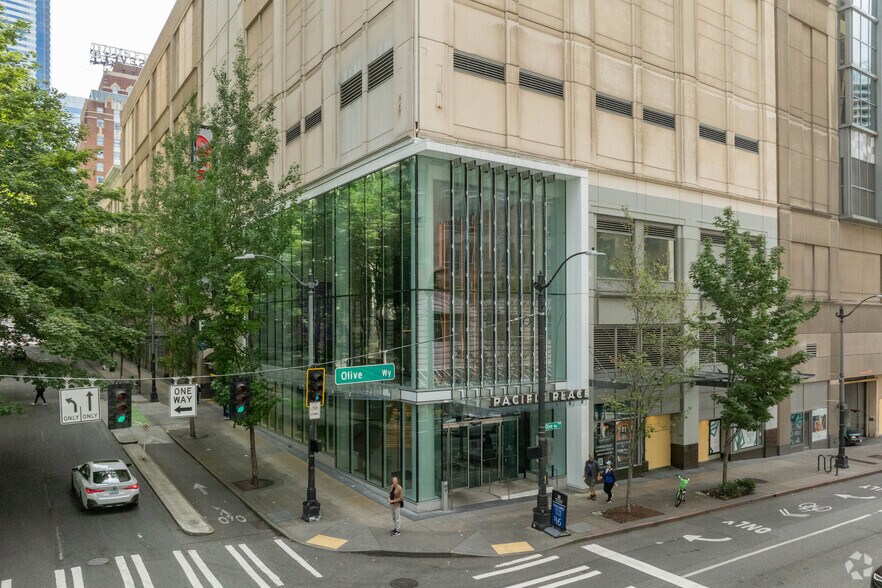 600 Pine St, Seattle, WA à louer - Photo de l’immeuble – Image 2 sur 5