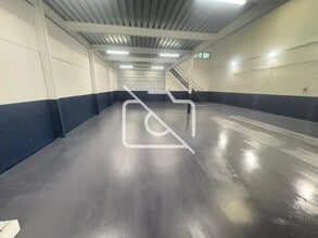 Industriel/Logistique dans Orly à vendre Photo intérieure– Image 1 sur 9