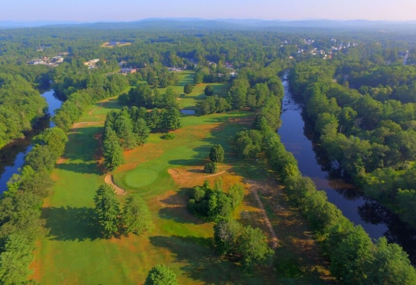 126 W Main St, Hillsborough, NH à vendre - Aérien – Image 2 sur 7