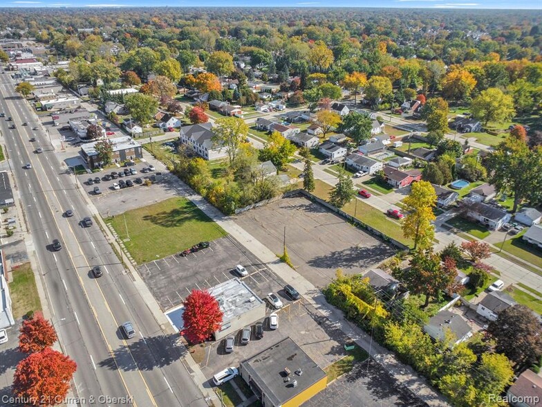 30759 Ford Rd, Garden City, MI à vendre - Photo de l’immeuble – Image 3 sur 4