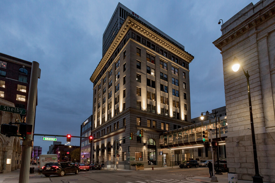 607 Shelby St, Detroit, MI à louer - Photo de l’immeuble – Image 1 sur 18