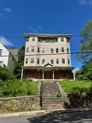 Plus de détails pour 365 Willow St, Waterbury, CT - Logement à vendre