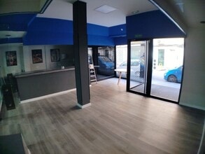 Local commercial dans Fuenlabrada, Madrid à louer Photo intérieure– Image 2 sur 18